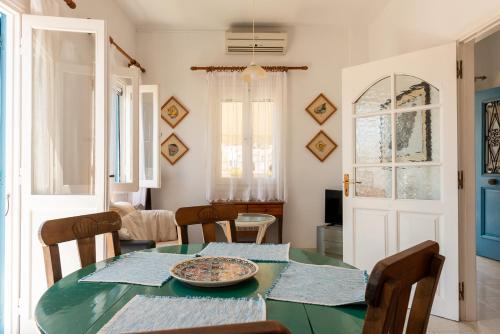 Χώρος καθιστικού στο Villa Dimosthenis