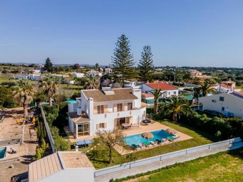 Villa Paradis Paraiso com piscina privada em Albufeira