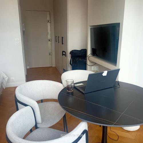 Location Studio