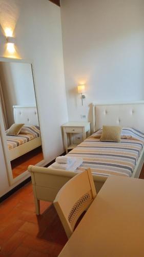 Imagen de la galería de Hotel Palazzo Costa RTA, en Beverino