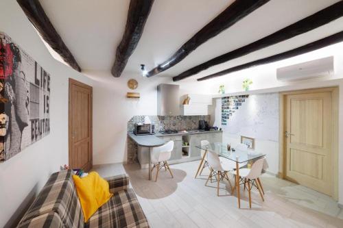LegnoSuites 3 rooms 3 bathrooms Group and Family By HouseinNaples