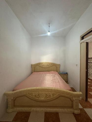 Ένα ή περισσότερα κρεβάτια σε δωμάτιο στο 7 minutes away from the beache peace of mind