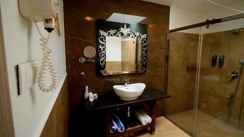 Un baño de Nostravila Resort and Spa