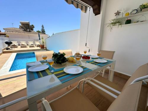 Nerja Paradise Rentals - Villa Daisy