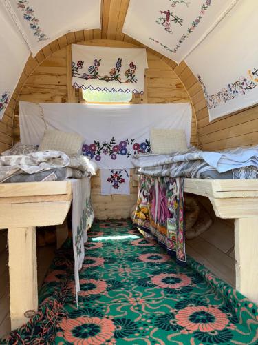 Χώρος καθιστικού στο Bungalovi Redžo