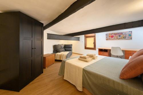 Dúplex Moderno con 2 Dormitorios, Cocina Equipada Confort y Estilo Temporal CAÑ220