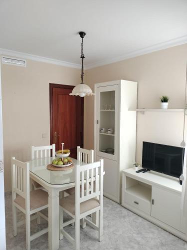 Alojamientos Gálvez Nerja Centro