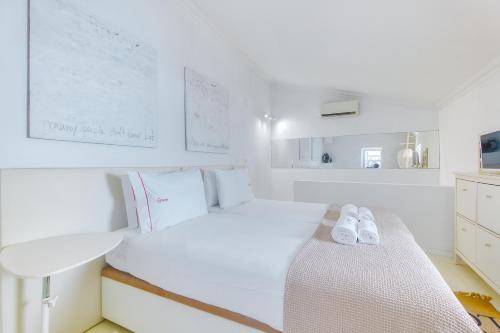 New! Lovely Duplex in the heart of Alfama