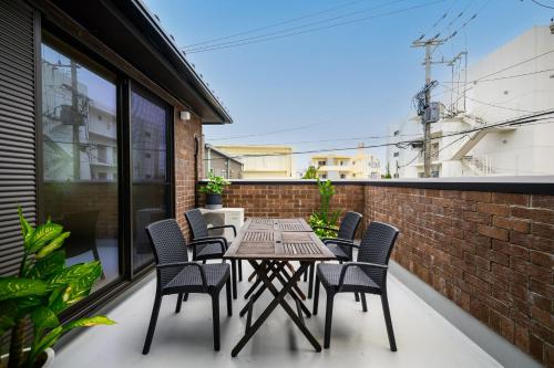 Μπαλκόνι ή βεράντα στο まちなかの家MANA