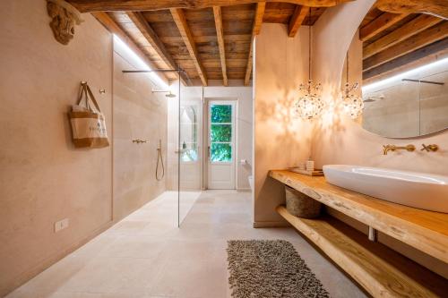 Ванная комната в Villa Mario Resort