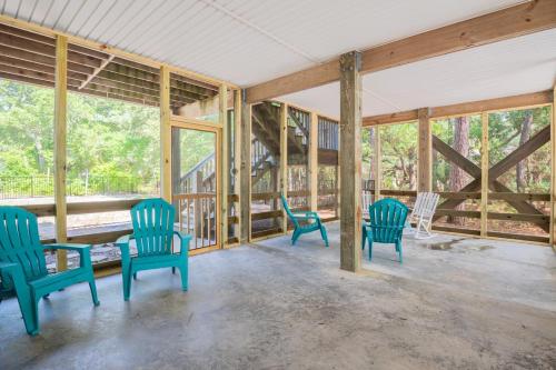 Μπαλκόνι ή βεράντα στο New Property-Short Drive to Beach and Dog Friendly- OKI