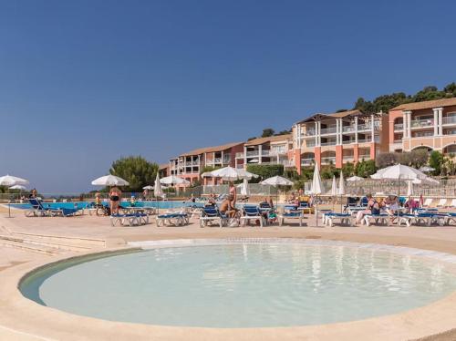 T2 vue mer, Saint-Raphaël, Village Cap Esterel