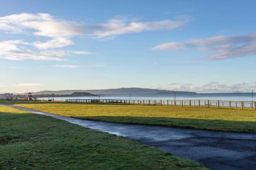 Gallery image of Sea Front Holiday & Corporate Let Accommodation in Prestwick