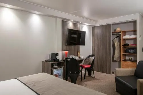 Best Western Premier Le Patio des Artistes Wellness Jacuzzi photo 24