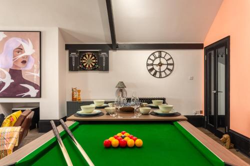 Fun Kemptown Stay with Games Close To Seafront photo 35