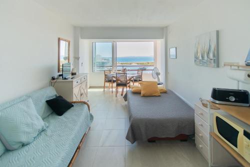 WELCS ESTUDIO 275 EMP con vistas al mar