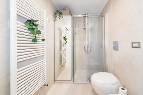 Navigli Suite Panoramica Terrazzo Free Parking AC Wifi