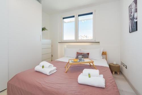 Navigli Suite Panoramica Terrazzo Free Parking AC Wifi
