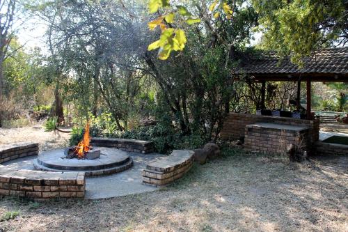 Κήπος έξω από το Enso Botanico 41 inside the Dinokeng Big 5 Game Reserve