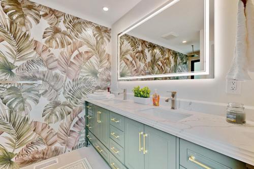 Ένα μπάνιο στο The Pinecone