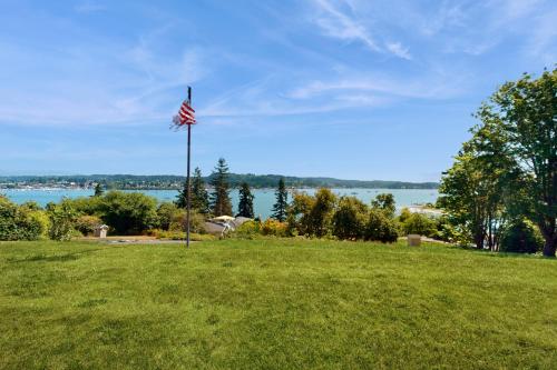 Gallery image of Liberty Bay Hideaway in Poulsbo