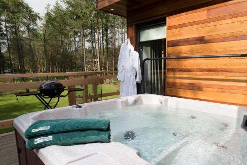 Φωτογραφία από το άλμπουμ του Studford Luxury Lodges σε Ampleforth