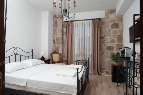 Gallery image of Milestone Hotel Küçükköy in Ayvalık