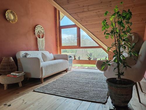 Χώρος καθιστικού στο Bioclimatic eco-friendly house near Mauléon