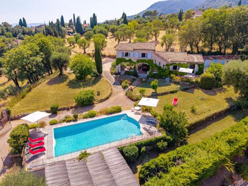 Piscina a Villa Herbier o a prop