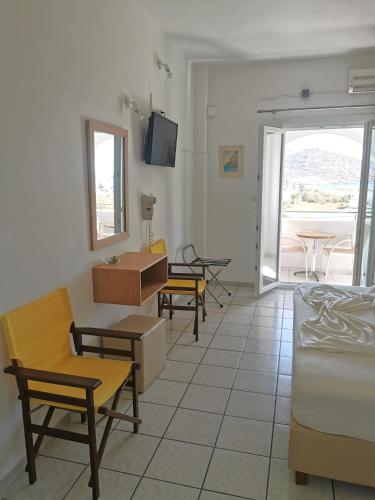 Gallery image of Marcos Beach in Mylopotas