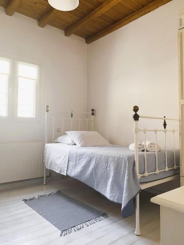 Gallery image of Rustic House Tinos in Mirsíni