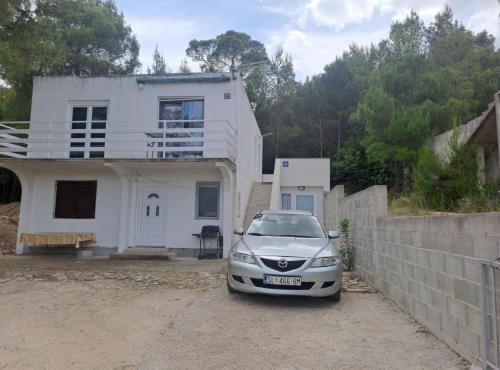 Apartments Boris Donji Karin