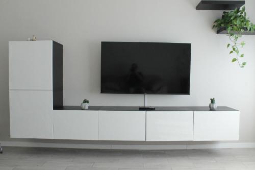 Central Stay, Cozy Way