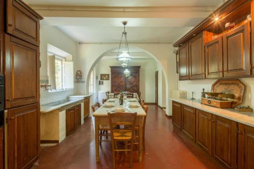 Gallery image of Villa del 700 Gli Affreschi di Tiziana in Crespina