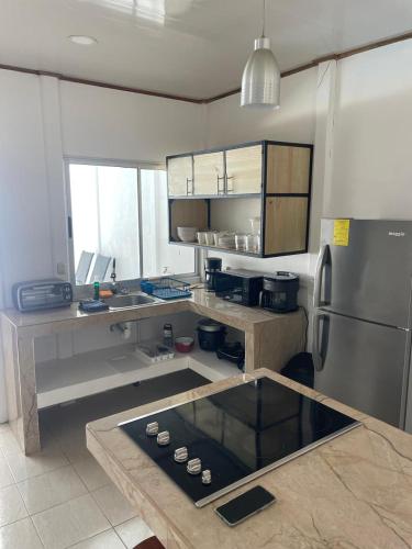 Una cocina o cocineta en Playa Negra Home's CR