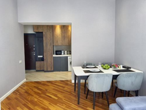 Gallery image of Melissa - Cozy & Great Location in Baku! in Baku