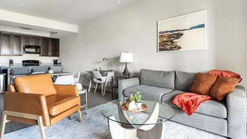 Landing Chic 1BD Courtyard Yoga Studio in Cape Coral