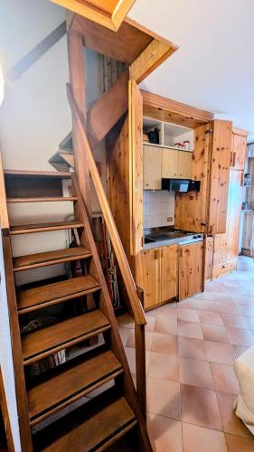 Apartments in the woodsにあるキッチンまたは簡易キッチン