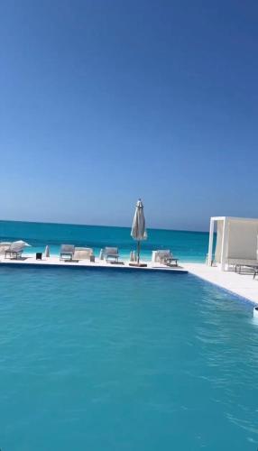 Modern Furnished Apartment Mazarine North Coast