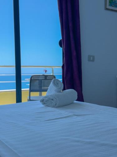 Una cama o camas en una habitación de Hotel Bahamas