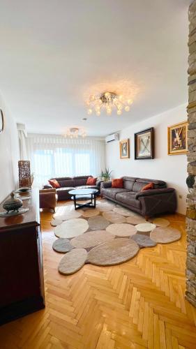 Pristina G Apartment City Center