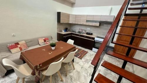 Kalamata Summer Central