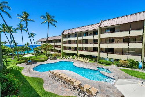 Πισίνα στο ή κοντά στο Oceanfront 2-Bedroom Condo in Kailua-Kona