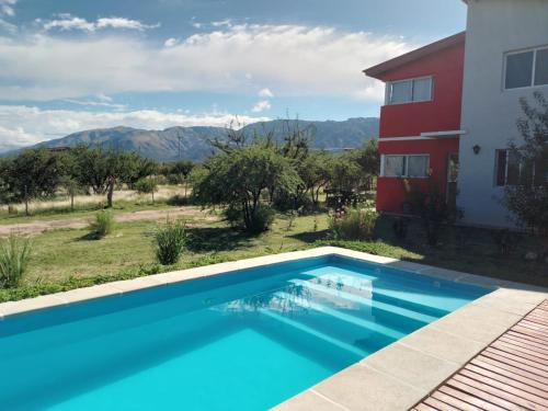 En generel udsigt til bjerge eller udsigt til bjerge taget fra lejligheden