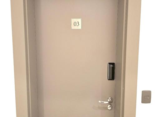 a door with the number on it at Seasons BC in Cabeçudas