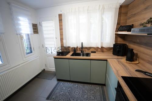 Fotografie z fotogalerie ubytování Το Σπίτι της Γιαγιάς v destinaci Paralía Rachon