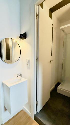 Luxury Suite (B2)