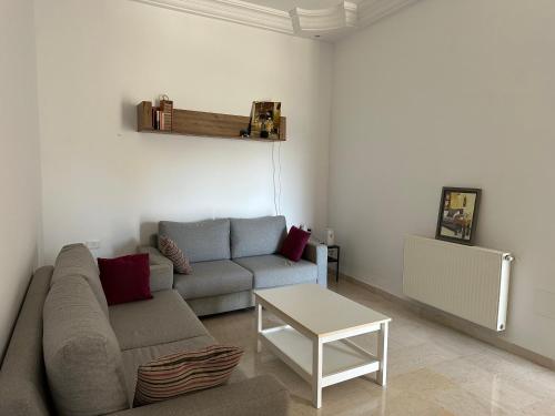 Single Room downtown La Marsa- Near the Sea
