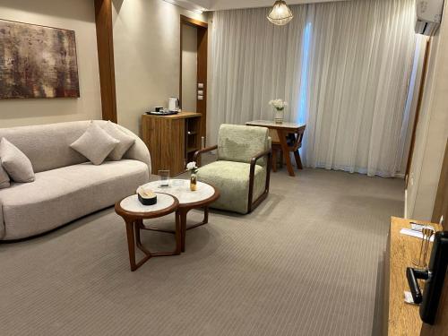 Posezení v ubytování Dimora Hotel Cairo