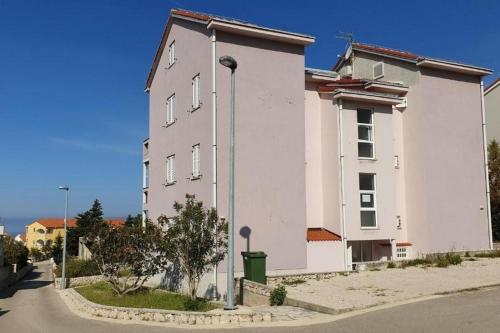 Apartments with parking space Novalja, Pag - 22860